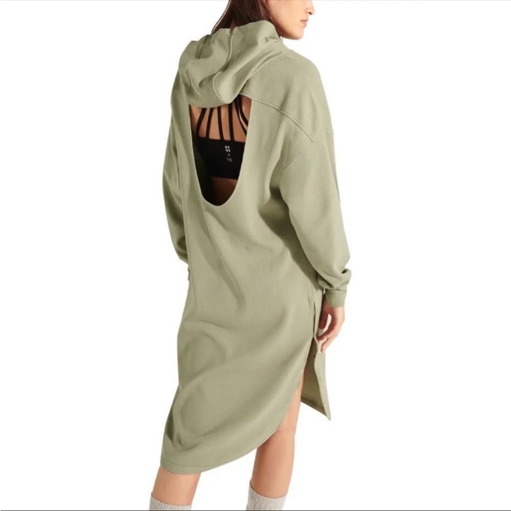 Sweaty Betty x Halle Berry Hera Hooded Waffle Dress Chalk Green Organic Cover Up